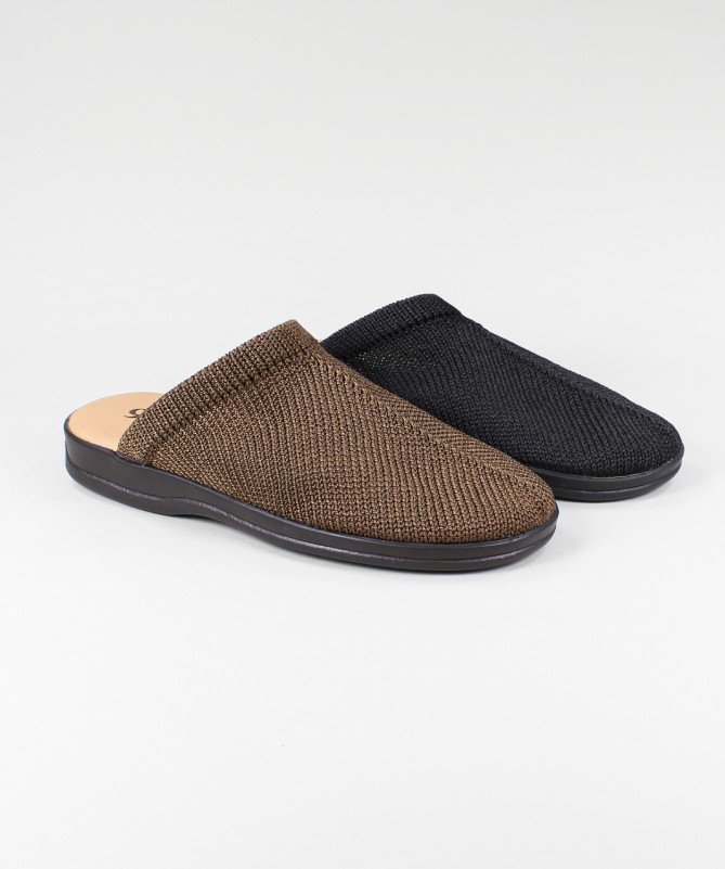 Comfort Slippers with Knitted Upper