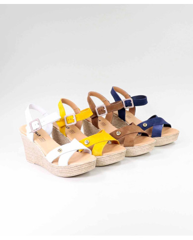 Suede Sandals with Ladies' Wedge Ginova