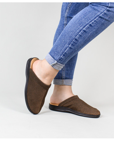 Comfort Brown Slippers with Gaspea in Mesh Tricoted