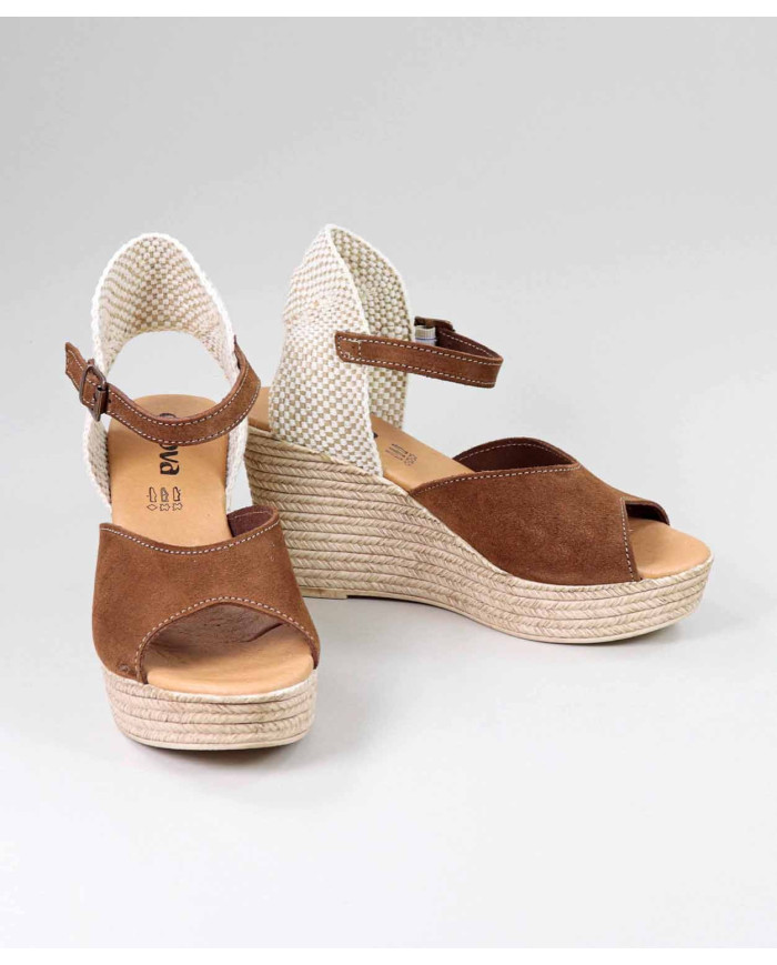 Cunha Sandals with Front Opening Lady Ginova