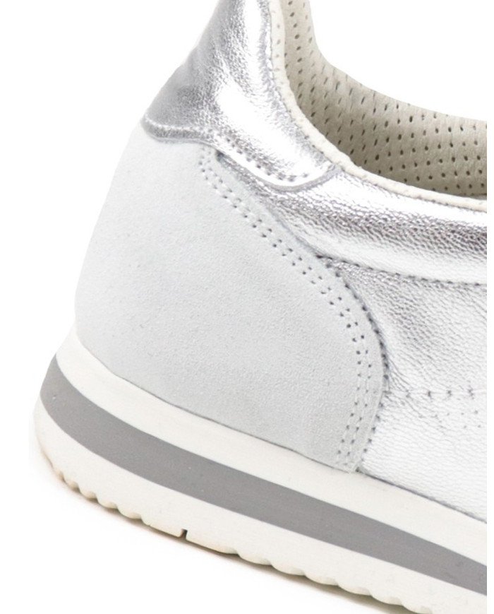 Lady Ginova Silvers Trainers in Metalized Skin