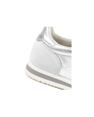 Lady Ginova Silvers Trainers in Metalized Skin