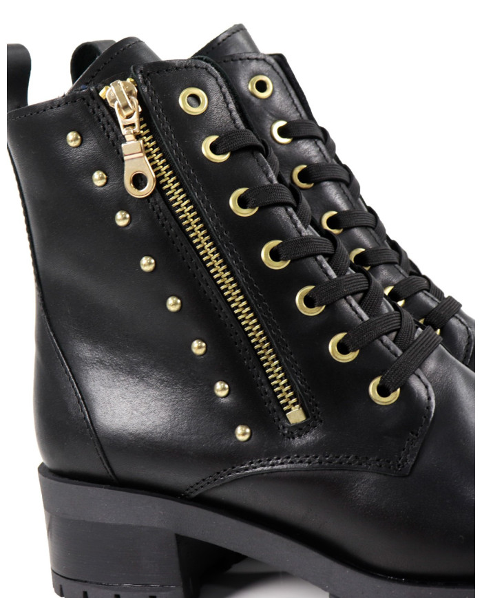 Women's Black Military Boots Ginova with Tachas