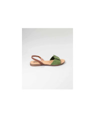 Sandalias Rasa con cama supletoria de Madame Ginova