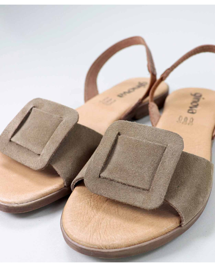 Rasa sandals with Square Aplique by Madame Ginova