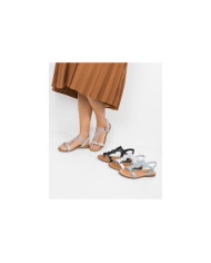 Sandals of Lady with Apertar Strip