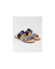 Ms. Ginova Slippers with Strips Decorated