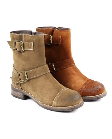 Botas de Senhora com Fivelas Ginova