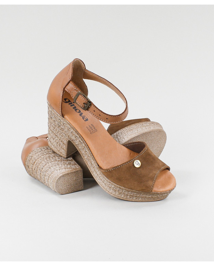 Camel de Senhora Ginova Sandals Closed Back