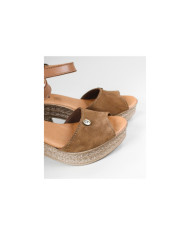 Camel de Senhora Ginova Sandals Closed Back