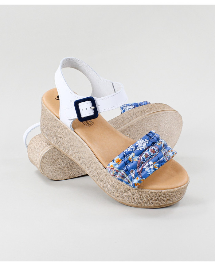 Sandalias de Senhora Ginova con cinta grabada