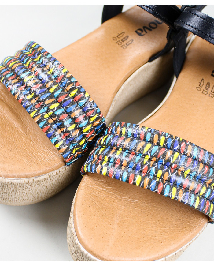 Ms. Ginova Multicolored Sandals with Embossed Strip