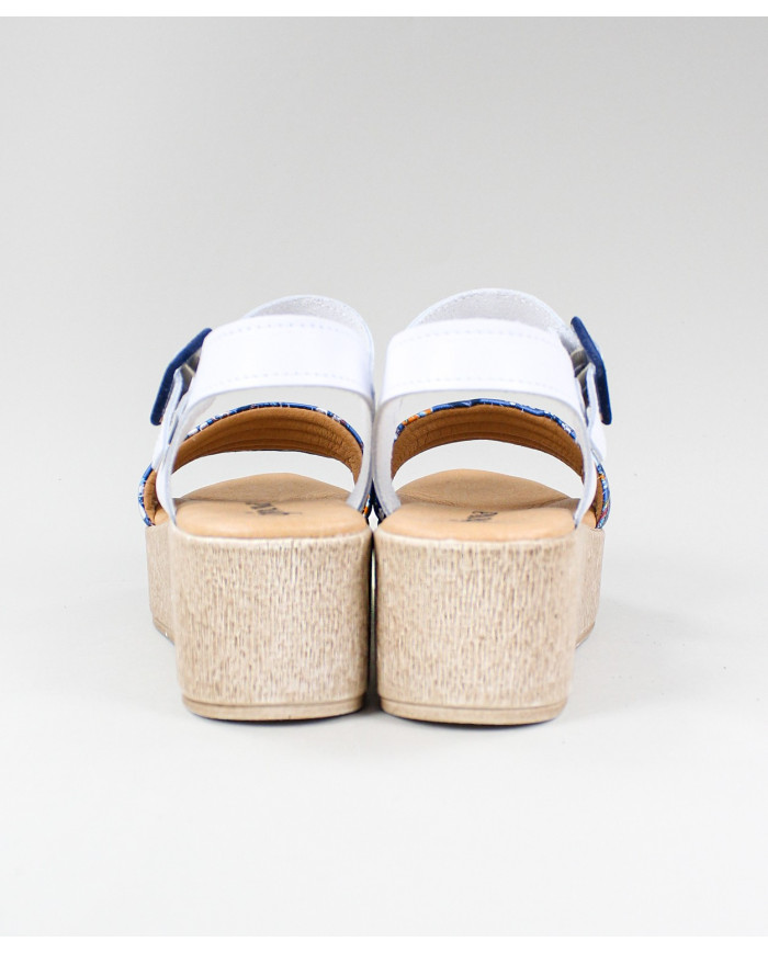 Sandalias de Senhora Ginova con cinta grabada