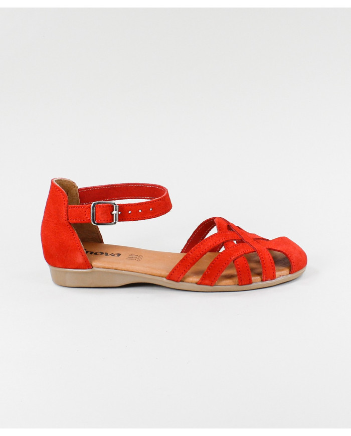 Lady Ginova Sandals with Cross Strips in Camurça