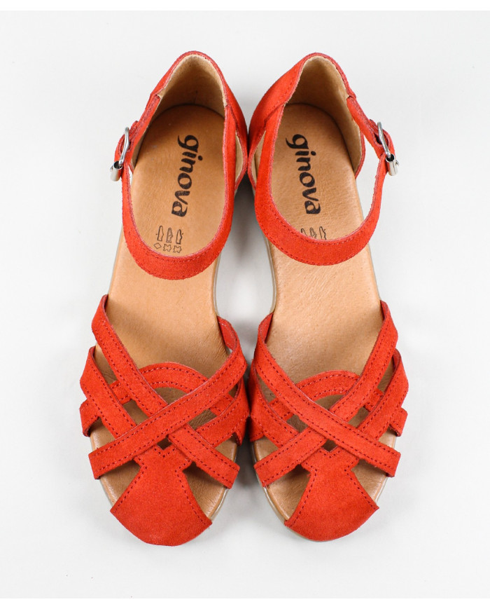 Lady Ginova Sandals with Cross Strips in Camurça