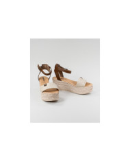 Sandals by Senhora Ginova with Strip in Esparto