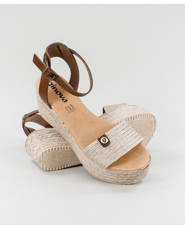 Sandals by Senhora Ginova with Strip in Esparto