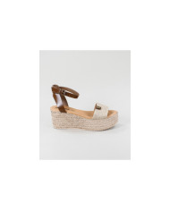 Sandals by Senhora Ginova with Strip in Esparto