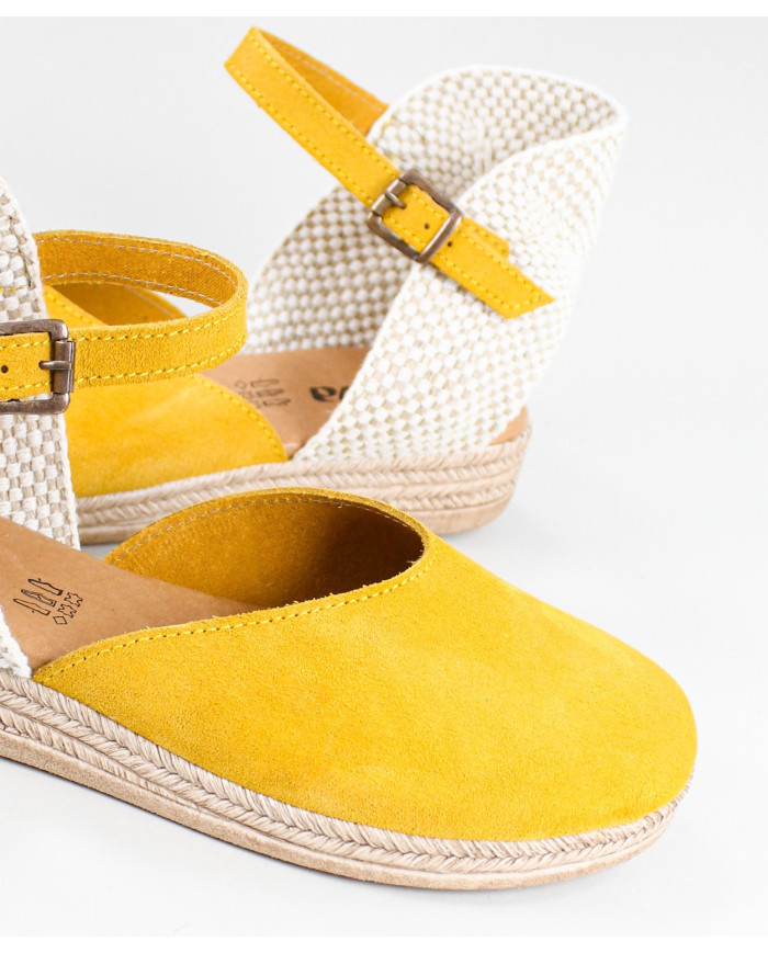 Sandalias de Madame Ginova Cerrada al Frente