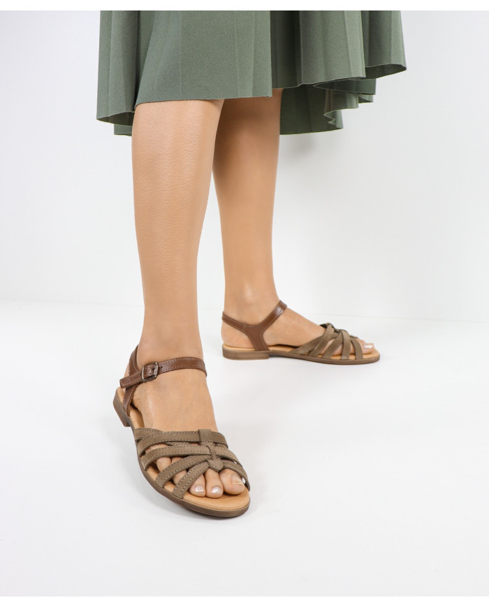 Sandalias Lady Ginova con Franjas de Cruz en Camurça