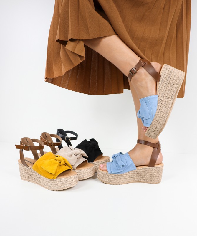 Women's Sandals with Ribbon Wedge