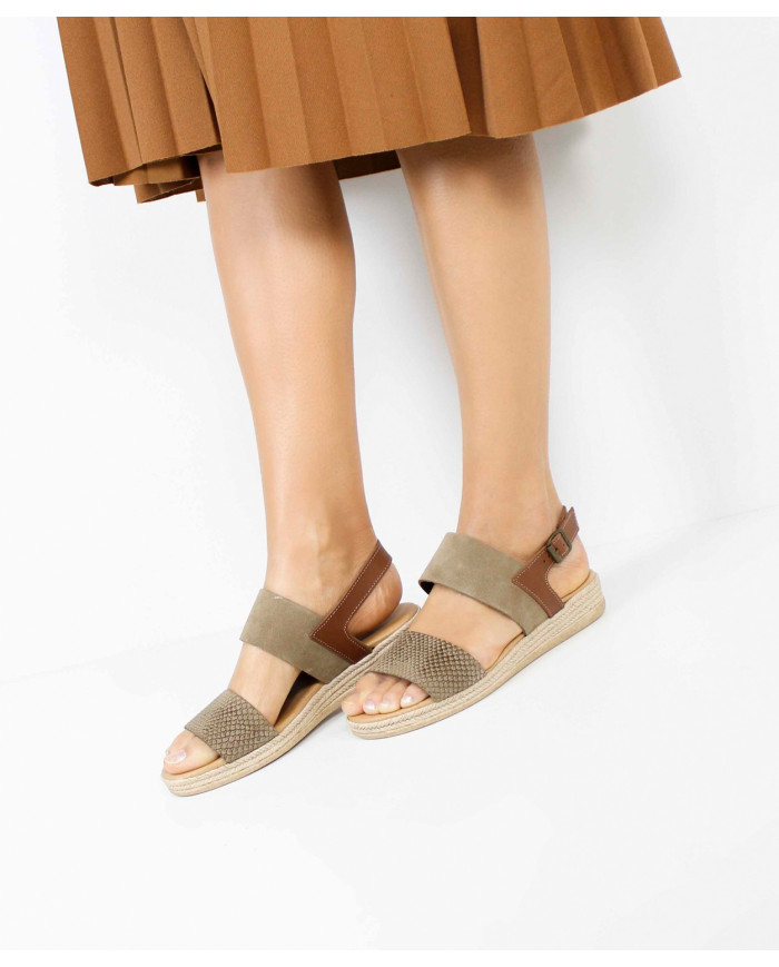 Sandals by Senhora Ginova with Tiras