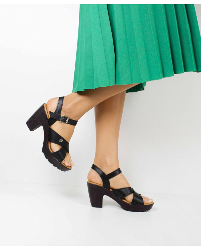 Ms. Ginova Compensated Sandals