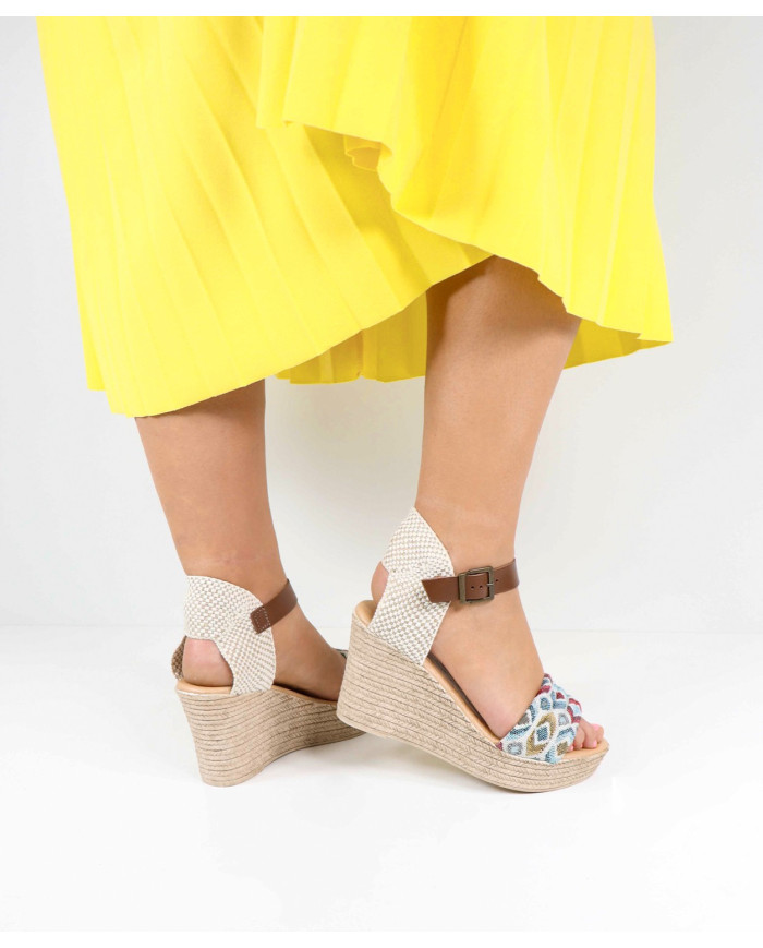 Lady Ginova Sandals with Buckle