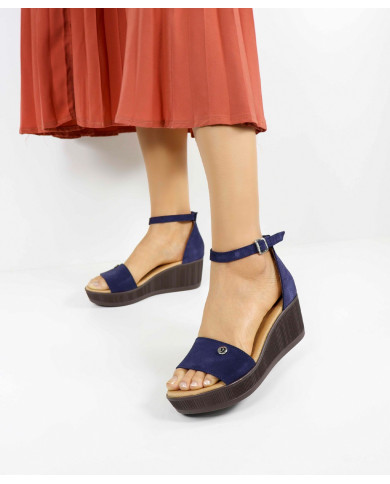 Sandals by Senhora Ginova Closed Back