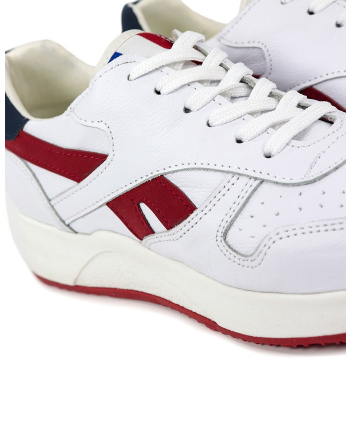 Mujeres Ginova White Trainers con detalles