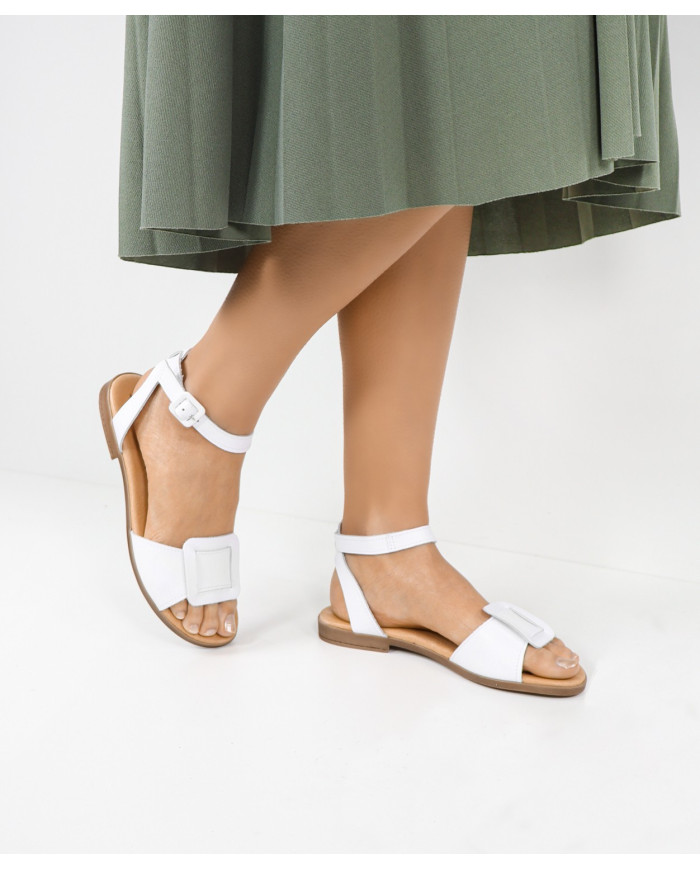 Lower sandals of Lady Ginova with Frontal Aplique