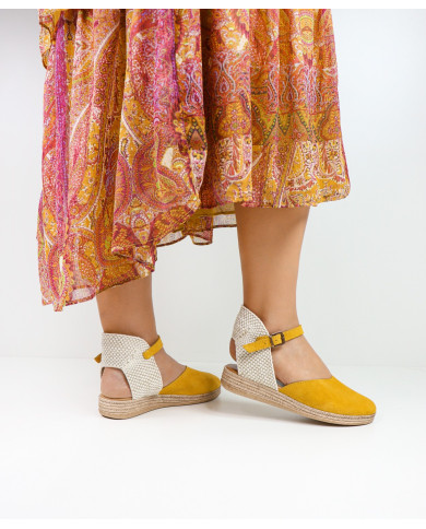 Sandalias de Madame Ginova Cerrada al Frente