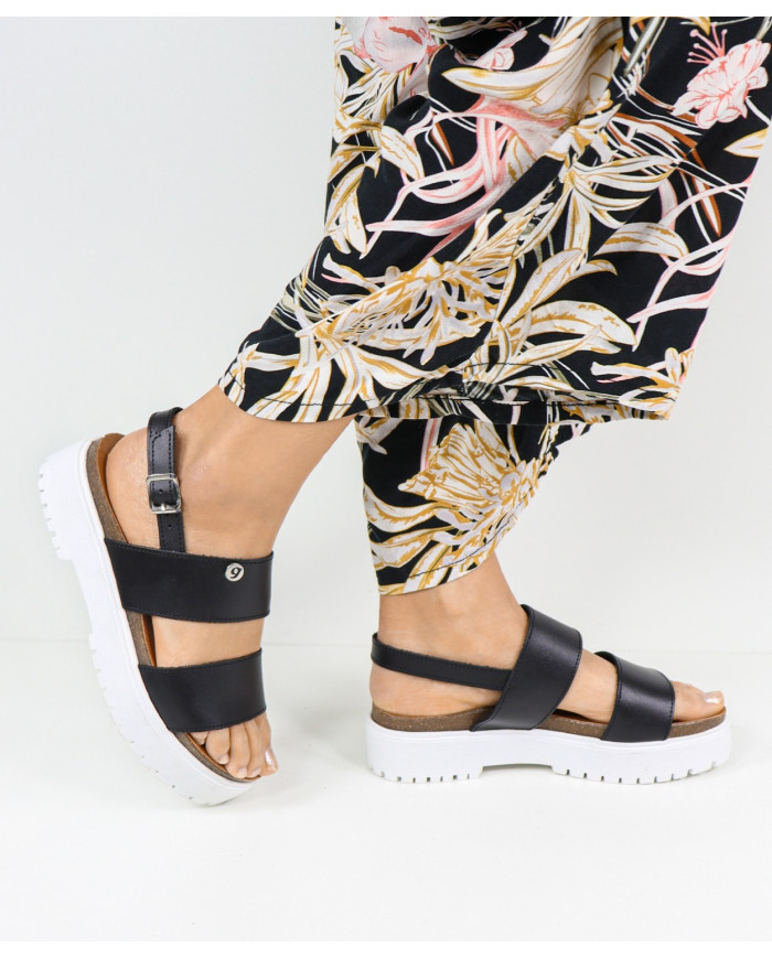 Lady Ginova Sandals with Adjustable Strip