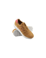 Camel Man Trainers with Ginova Wholesalers