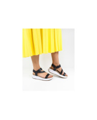 Lady Ginova sandals with Platform