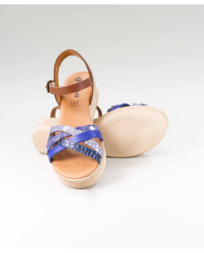 Sandalias de Madame Ginova con Cross Strips