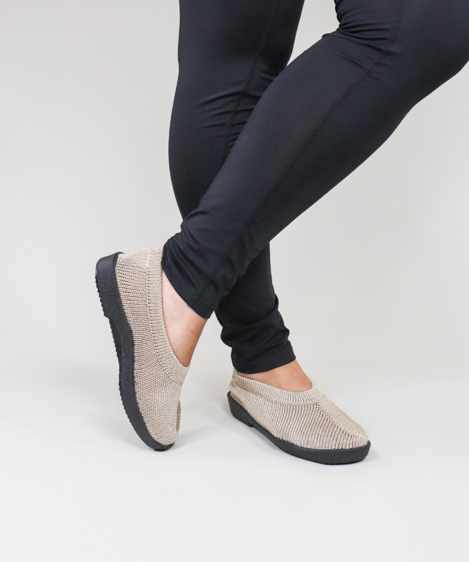 Ginova Comfort Shoes with Elastic Knitted Fabric