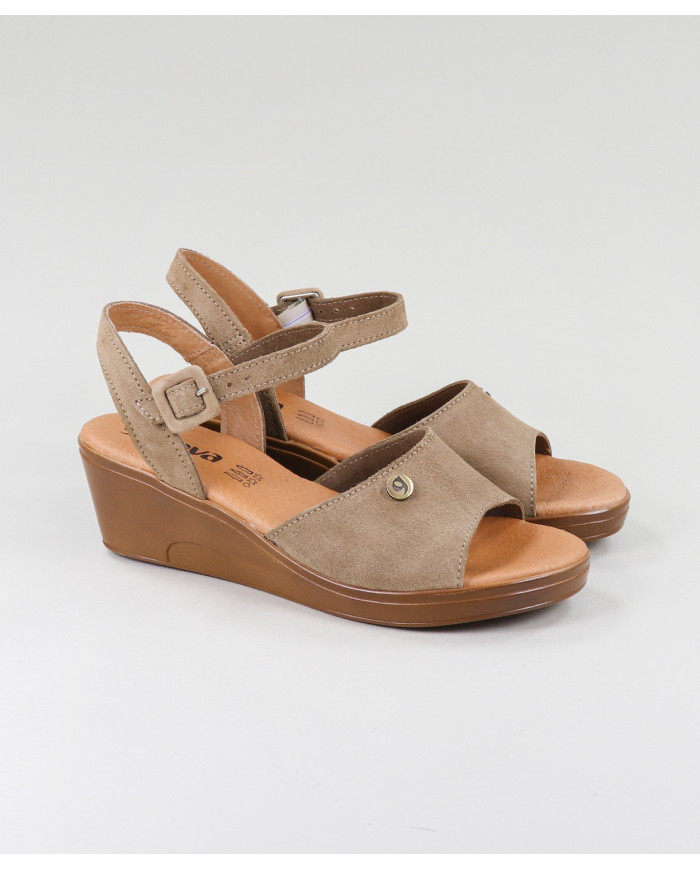 Dame Ginova Taupe Sandals with Adjustable Strip