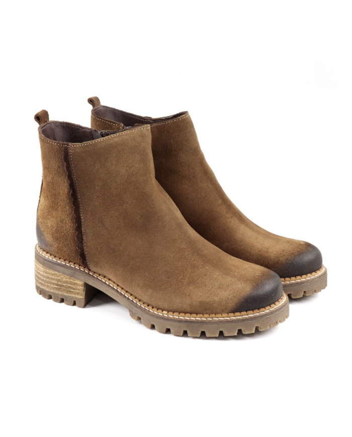 Botas de Senhora Taupe com Sola Antiderrapante Ginova