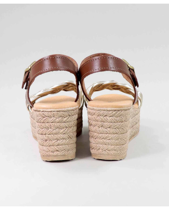 Platinum Cunha Sandals with Ingressed Strip Lady Ginova