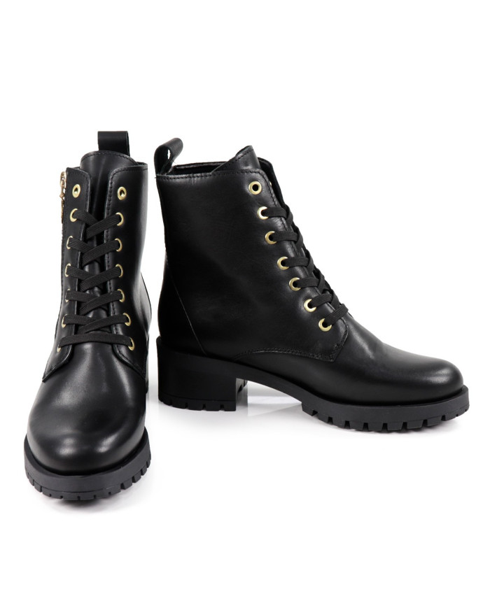 Botas de mujeres Ginova con Tachas