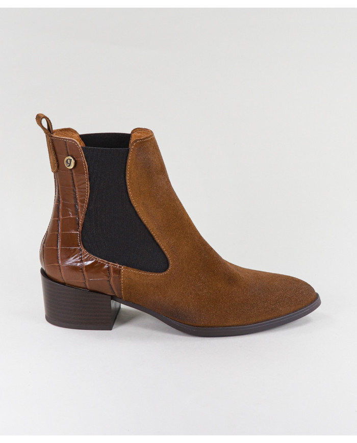 Boots of Lady Camel Ginova with Elastic in the Laterals