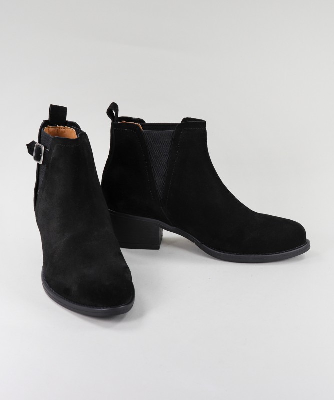 Women Boots Ginova With Elastic Side