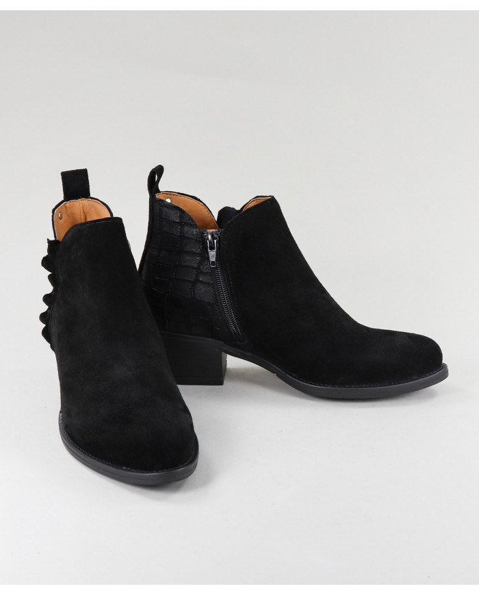 Pretas de Senhora Ginova Boots with Folhos