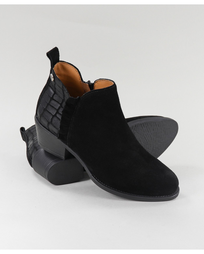 Pretas de Senhora Ginova Boots with Folhos