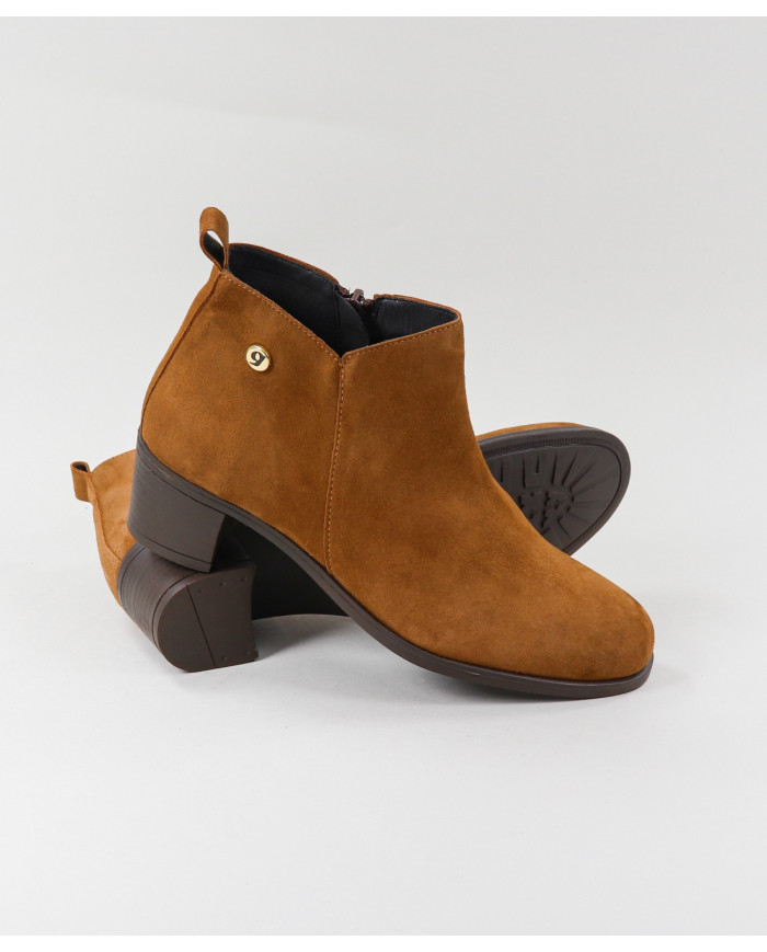 Camel Ankle Boots Medium Ginova