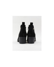 Black Boots of Middle Salt Ginova