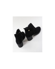 Black Boots of Middle Salt Ginova