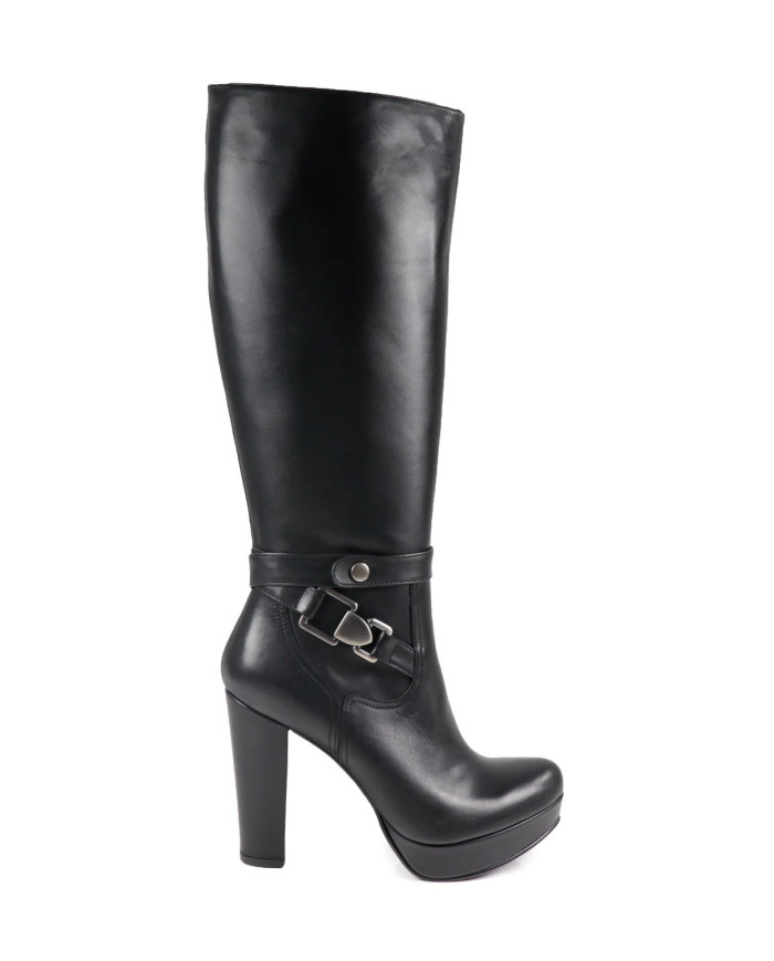 Botas Preto de Cano Alto Ginova Compensadas