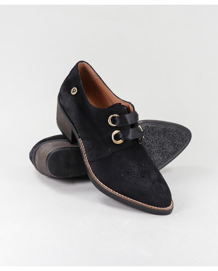 Botas Pretas de Senhora Ginova com Laço de Cetim